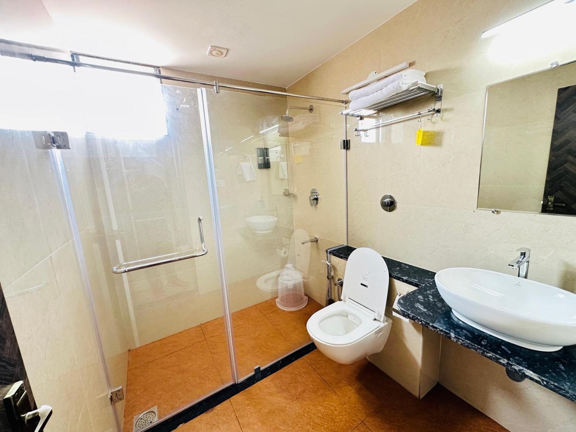 Shambhavi Hotel And Convention Centre Udupi Zewnętrze zdjęcie
