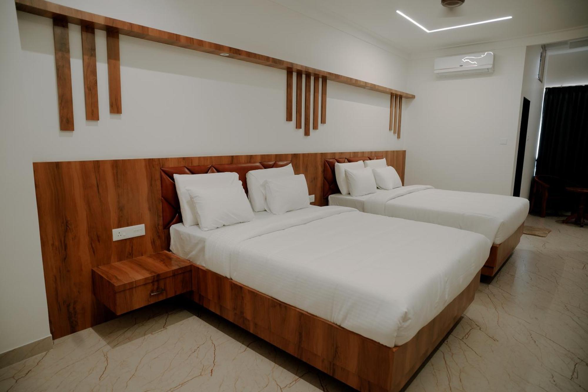 Shambhavi Hotel And Convention Centre Udupi Zewnętrze zdjęcie